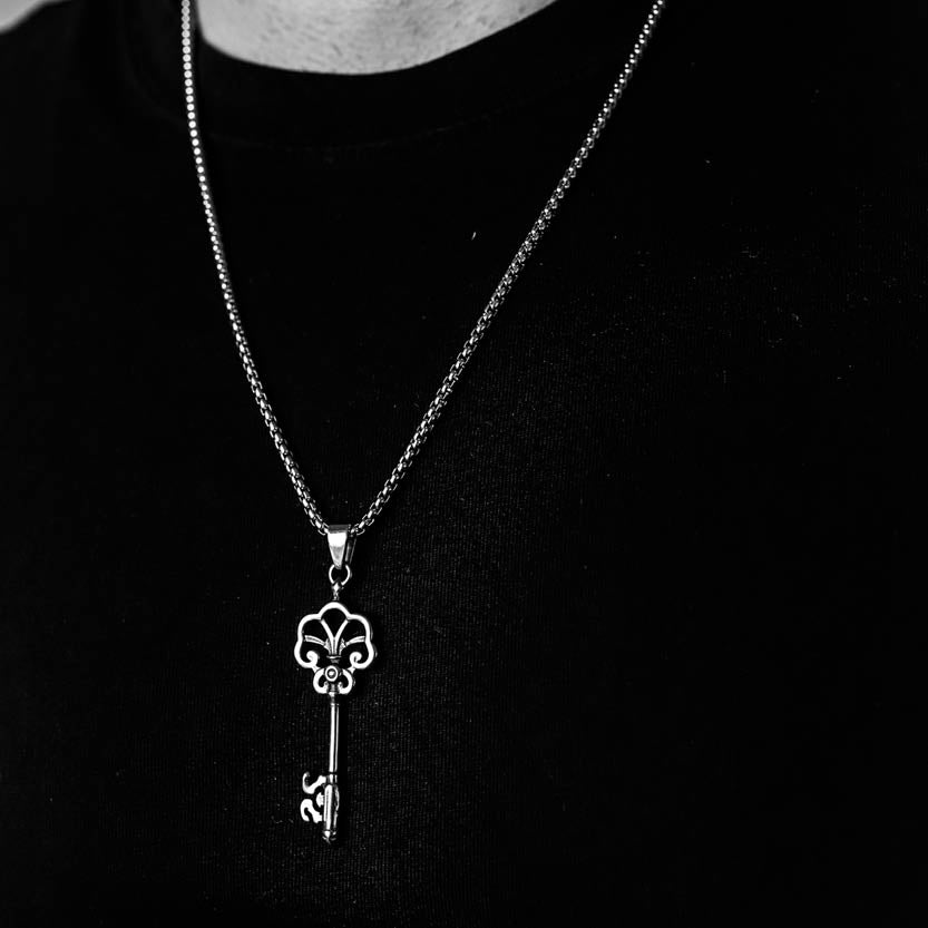 ST. PETER'S KEY. - NECKLACE