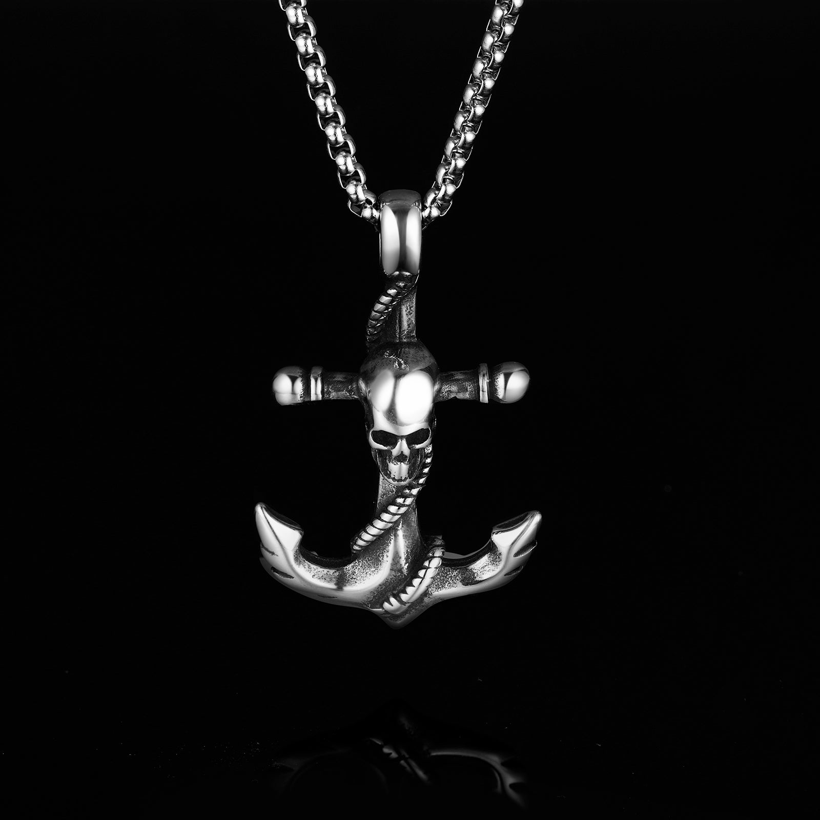 NAUTICAL SKULL. - NECKLACE